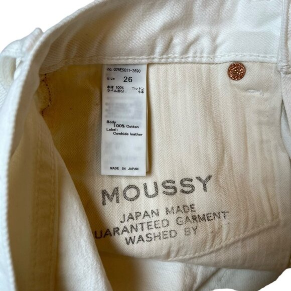 MOUSSY VINTAGE Howa Size 26 White Cut Off Shorts Distressed Button Fly Selvedge - Picture 12 of 13
